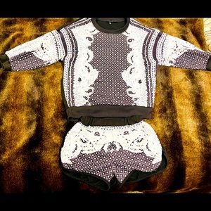 Super Cute Black & White Shorts Set (Size M)